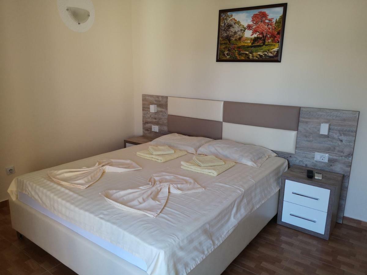 Rooms Ibrocevic Ulcinj Exterior photo